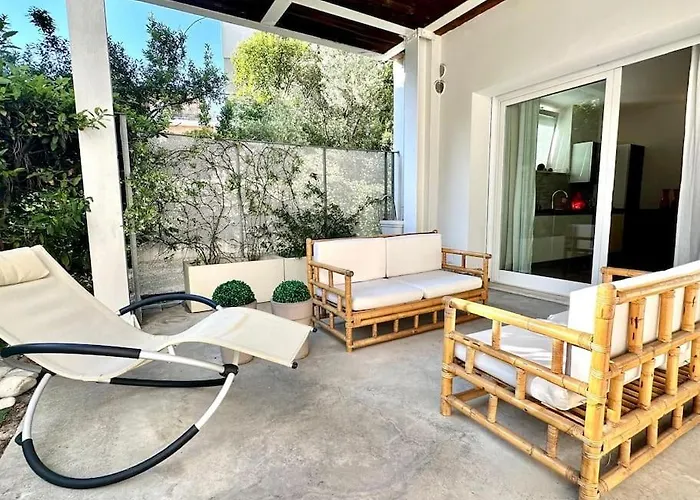 Modern And Relaxing Oasis With Garden *